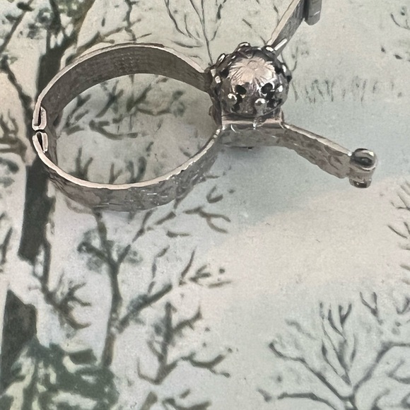 Vintage Glove Clip - Picture 3 of 5